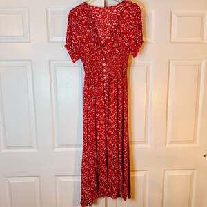 Beachsissi Red Floral Maxi Dress New• Boho Cottagecore Smocked Waist V-Neck Butt